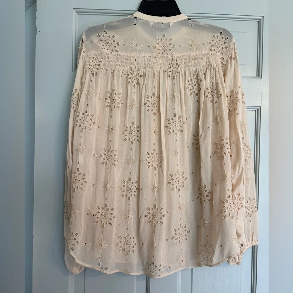 Zara S Cream Eyelet Button-Front Blouse - Picture 2 of 7